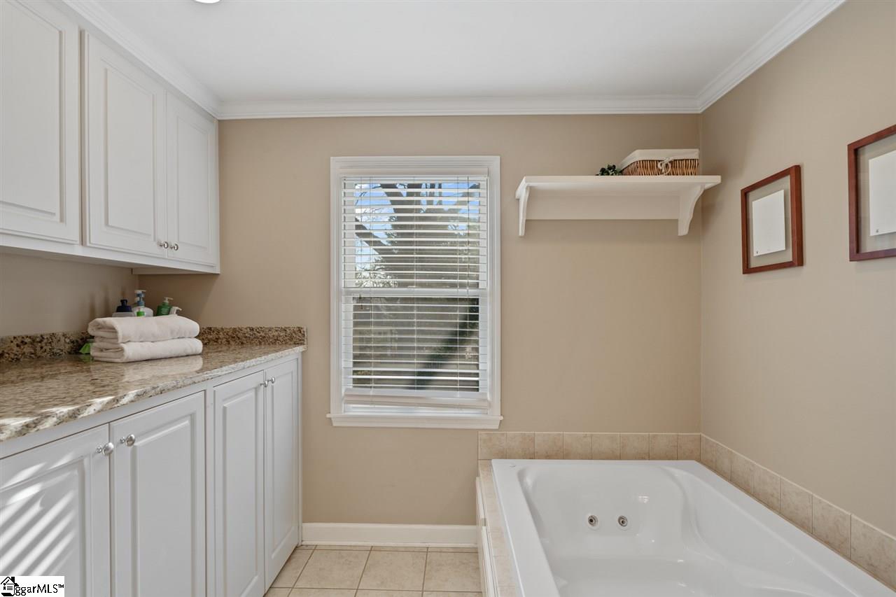 208 Coburn Road Spartanburg, SC 29302 - Photo 23 of 34 Gallery Image 23