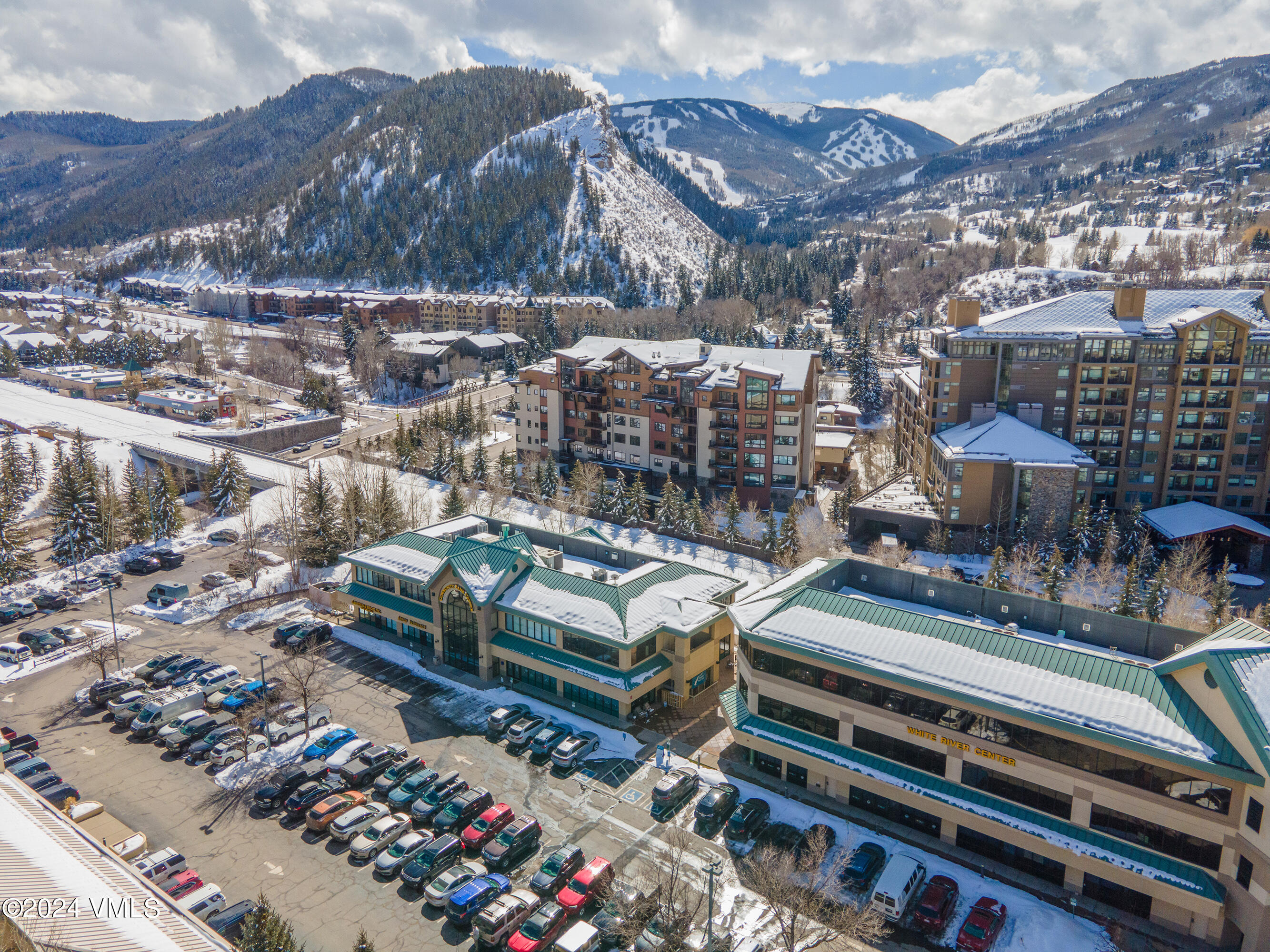 70 Benchmark Road, Unit 201 Avon, CO 81620 - Photo 23 of 32 a view of a city