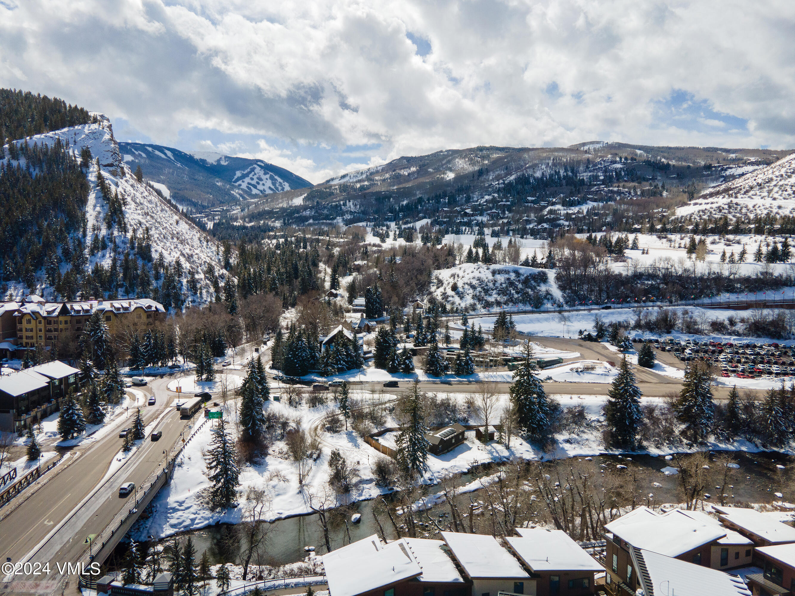 70 Benchmark Road, Unit 201 Avon, CO 81620 - Photo 31 of 32 a view of a city