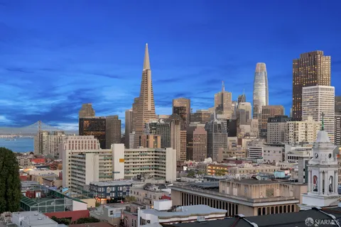 a picture of city view