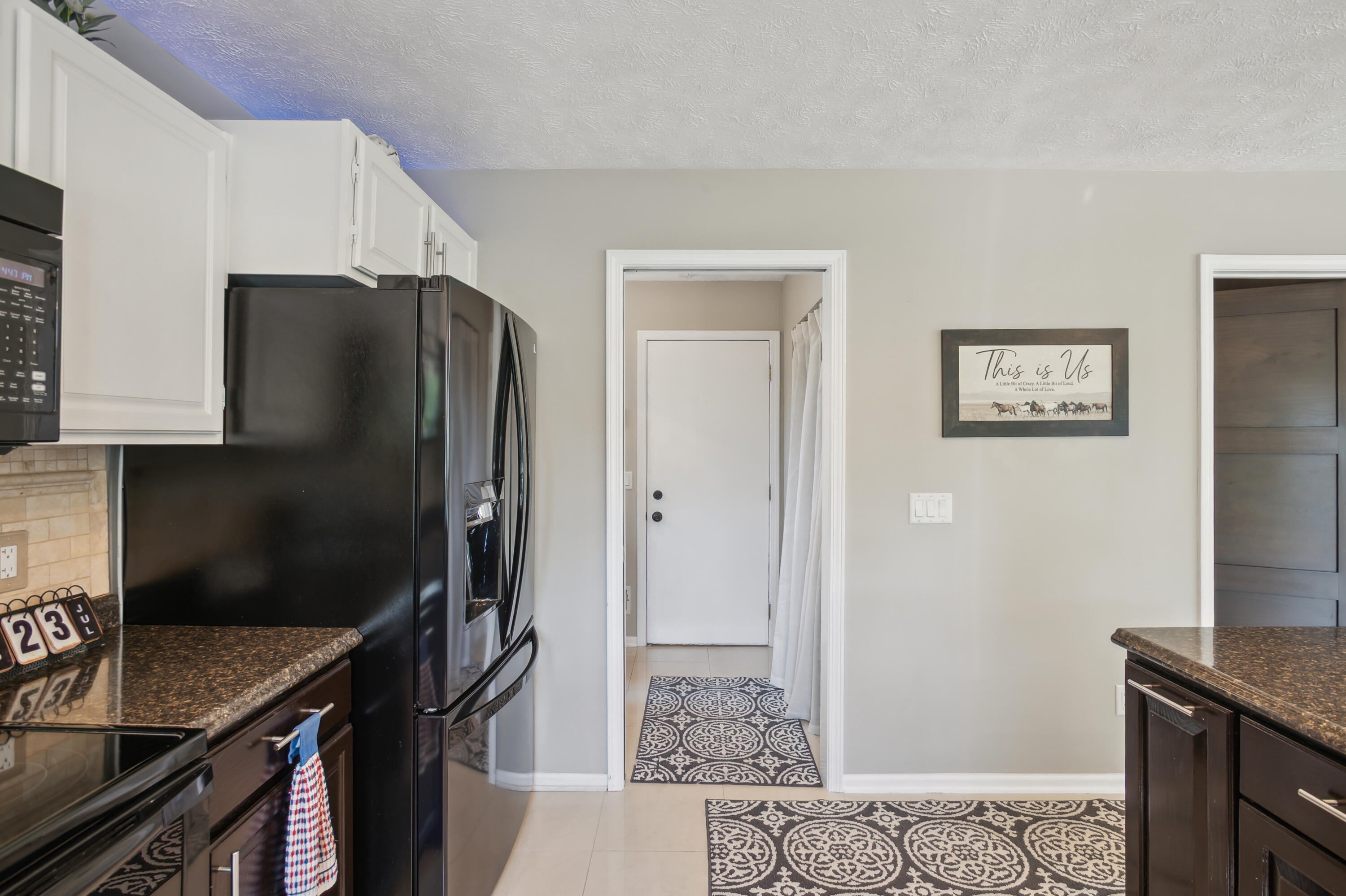 727 Tanbark Drive Dimondale, MI 48821 - Photo 22 of 48 21-727-Tanbark-Dr-Dimondale-MI-48821-Win