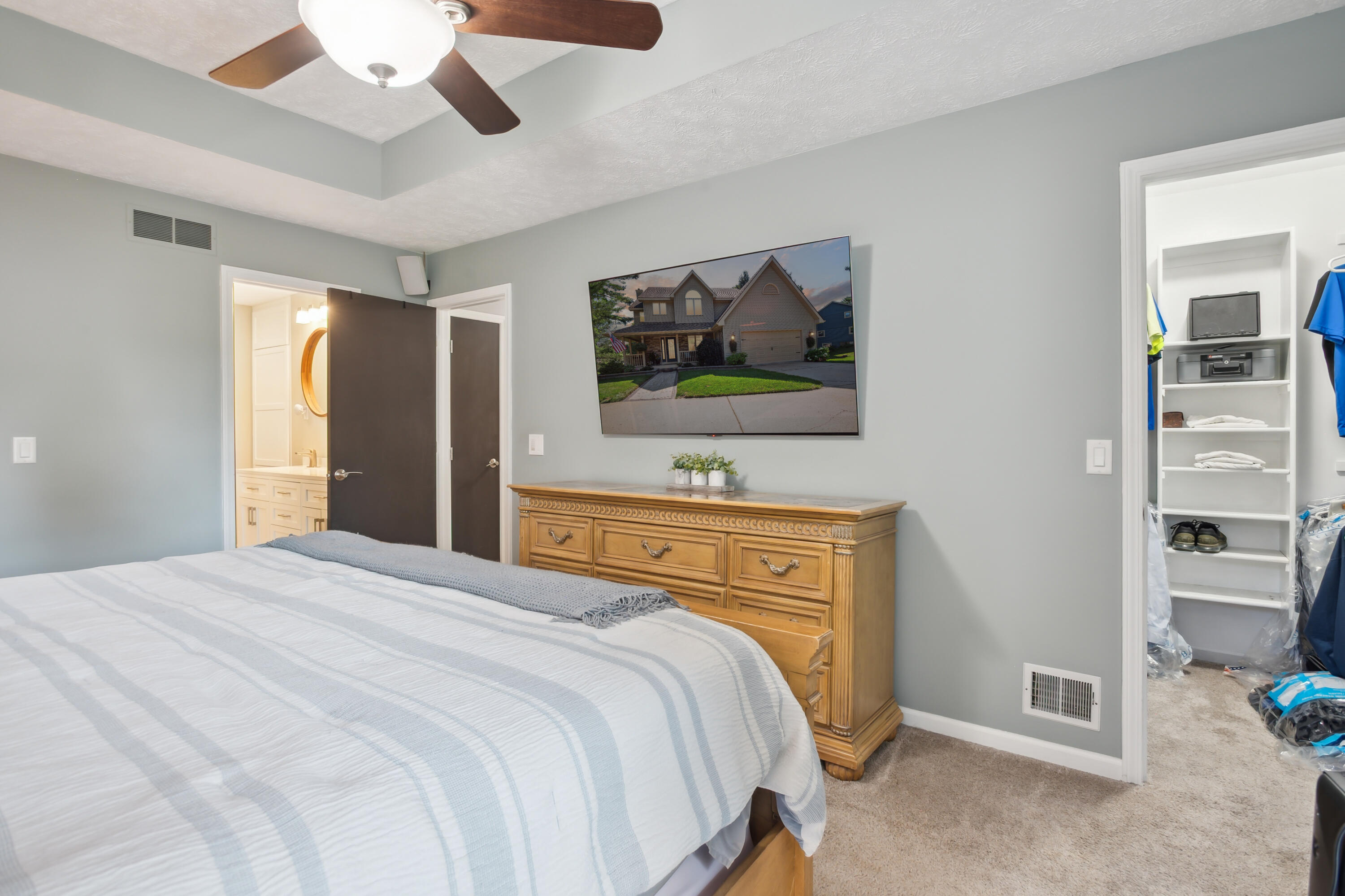 727 Tanbark Drive Dimondale, MI 48821 - Photo 28 of 48 27-727-Tanbark-Dr-Dimondale-MI-48821-Win