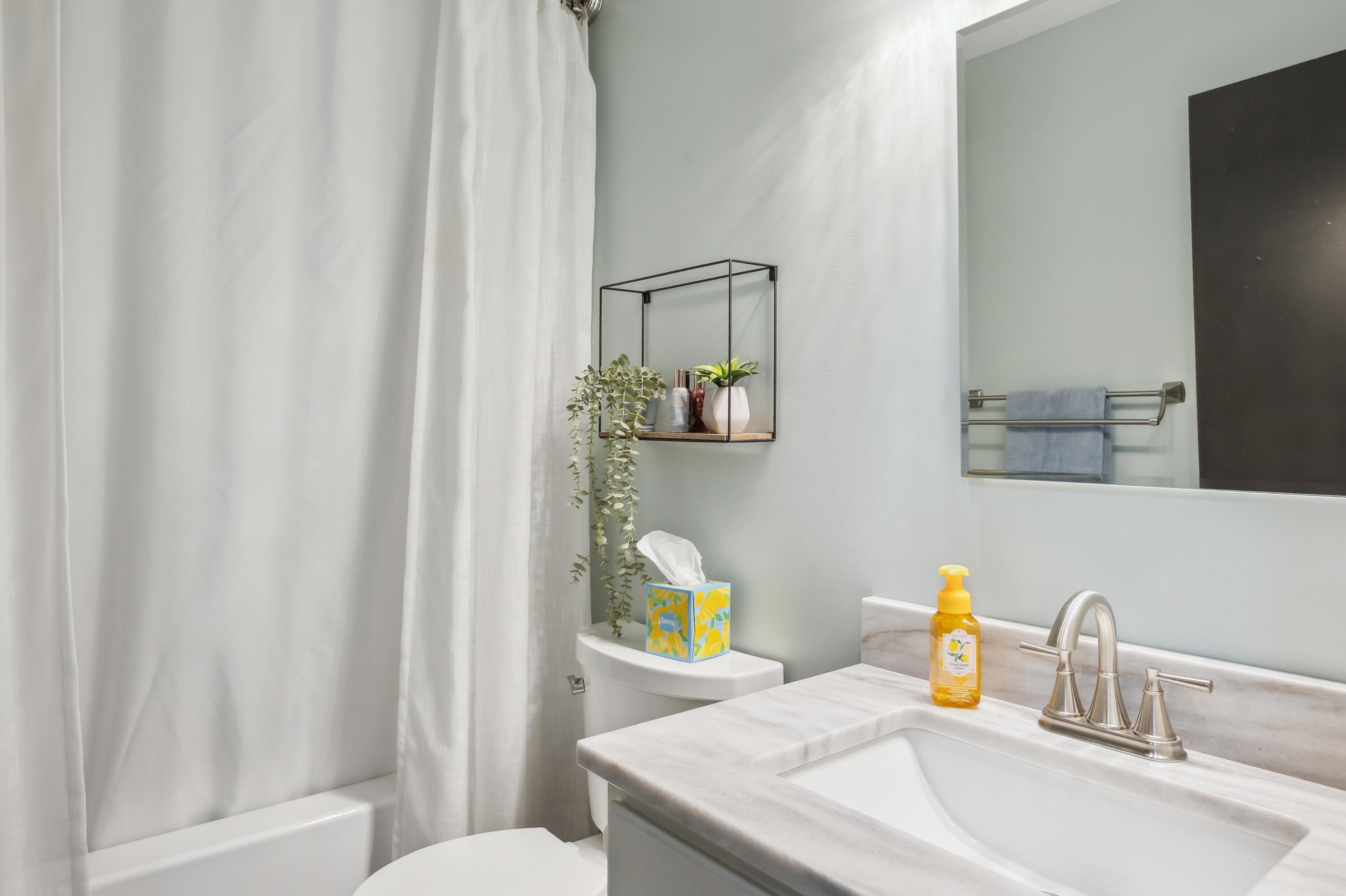 727 Tanbark Drive Dimondale, MI 48821 - Photo 34 of 48 33-727-Tanbark-Dr-Dimondale-MI-48821-Win