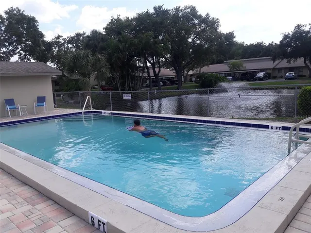 $2,800 | 2713 60th Ave Drive West, Bradenton, FL 34207