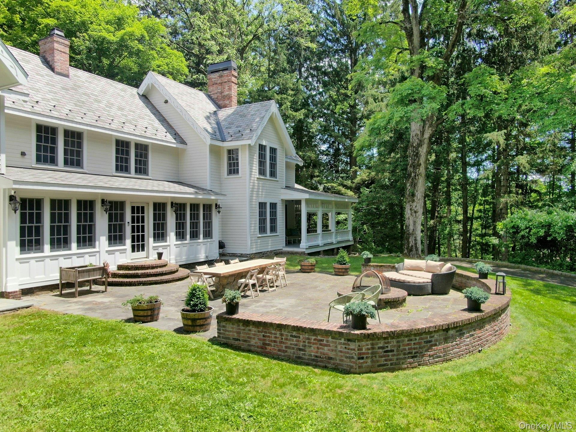 314 Haverstraw Road Suffern, NY 10901 - Photo 43 of 44 a house that has sitting area in front of it