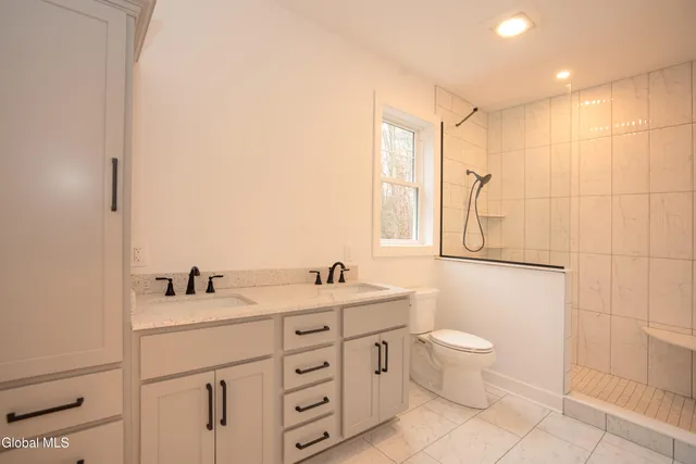 $825,000 | 29 Sweet Road, Moreau, NY 12831