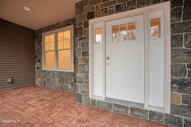 $825,000 | 29 Sweet Road, Moreau, NY 12831