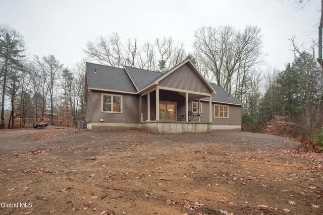 $825,000 | 29 Sweet Road, Moreau, NY 12831