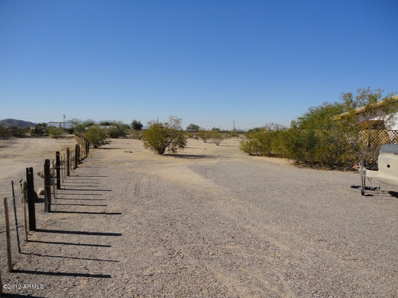 75 North Tusa Road Maricopa, AZ 85139 - Photo 18 of 41 2012-11-07 13