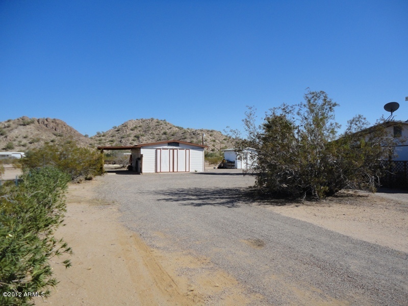 75 North Tusa Road Maricopa, AZ 85139 - Photo 3 of 41 2012-11-07 13
