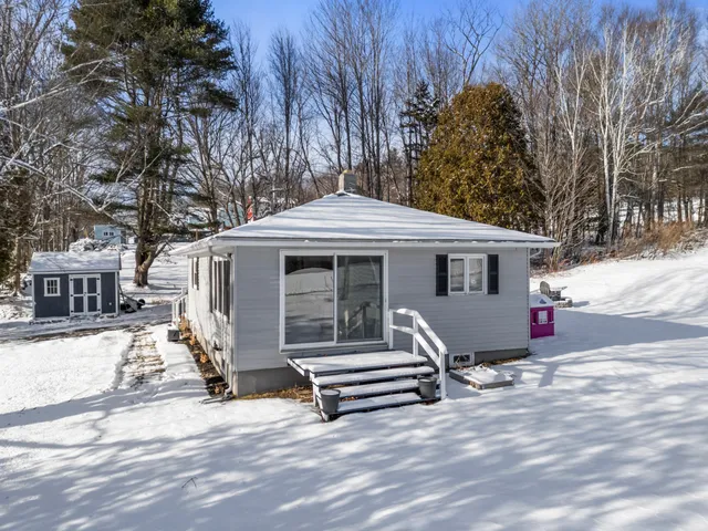 $300,000 | 370 Lane Road, Greene, ME 04236