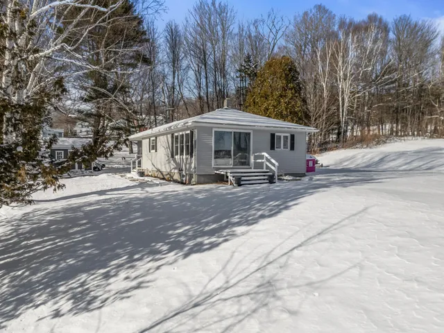 $300,000 | 370 Lane Road, Greene, ME 04236