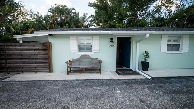 a house view with a outdoor space