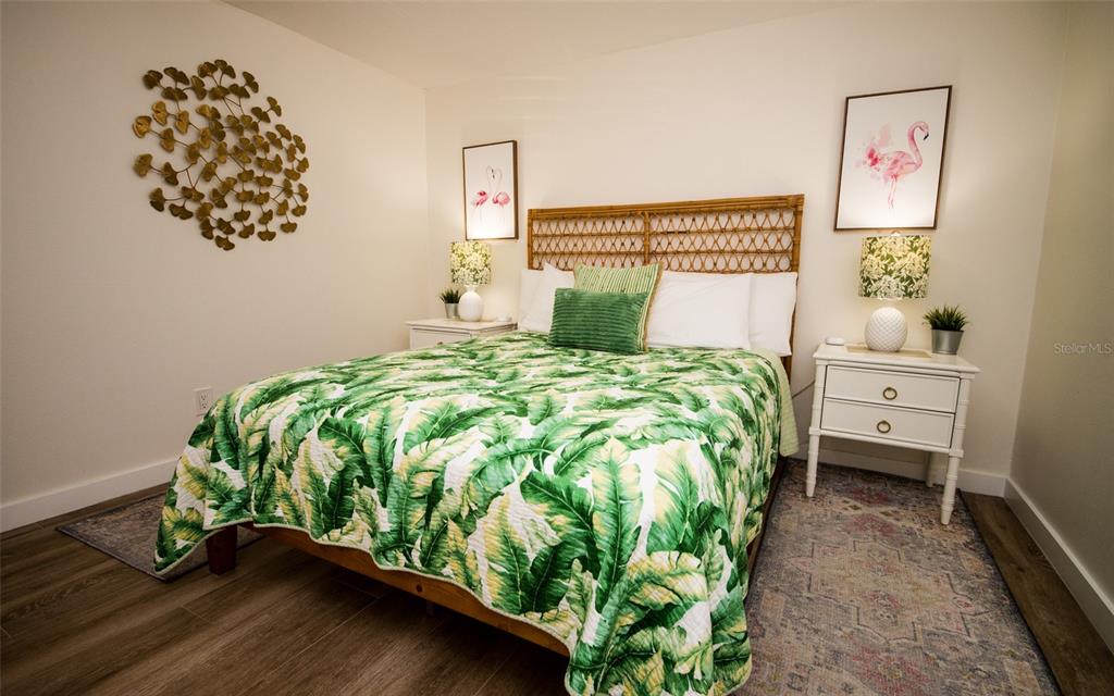 1805 Ivanhoe Street Sarasota, FL 34231 - Photo 6 of 34 a bedroom with a bed and a window