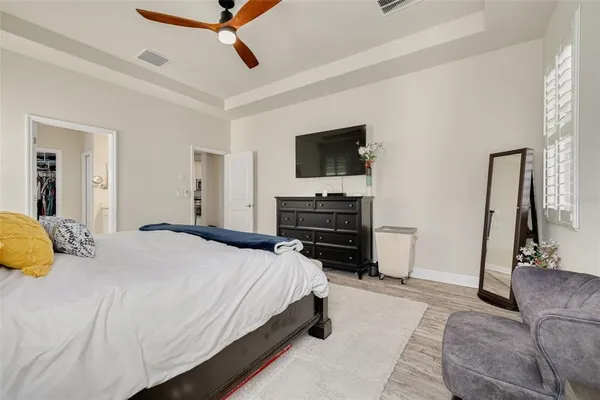 $774,900 | 593 Ozona Village Drive, Palm Harbor, FL 34683