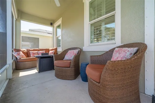 $774,900 | 593 Ozona Village Drive, Palm Harbor, FL 34683