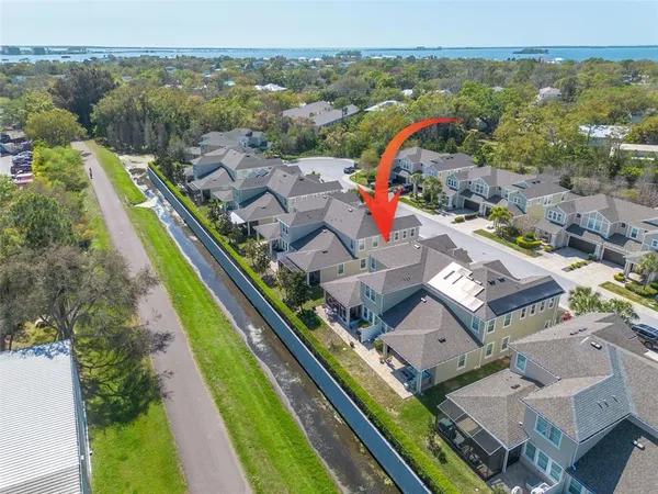 $774,900 | 593 Ozona Village Drive, Palm Harbor, FL 34683