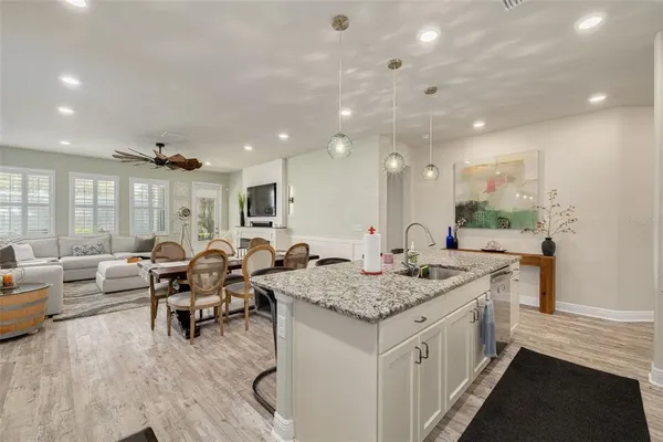 $774,900 | 593 Ozona Village Drive, Palm Harbor, FL 34683