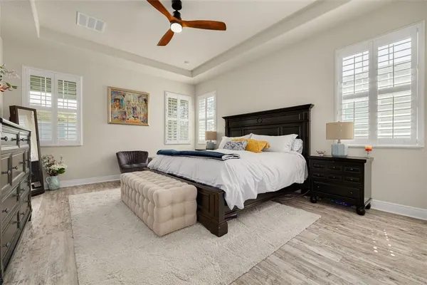 $774,900 | 593 Ozona Village Drive, Palm Harbor, FL 34683