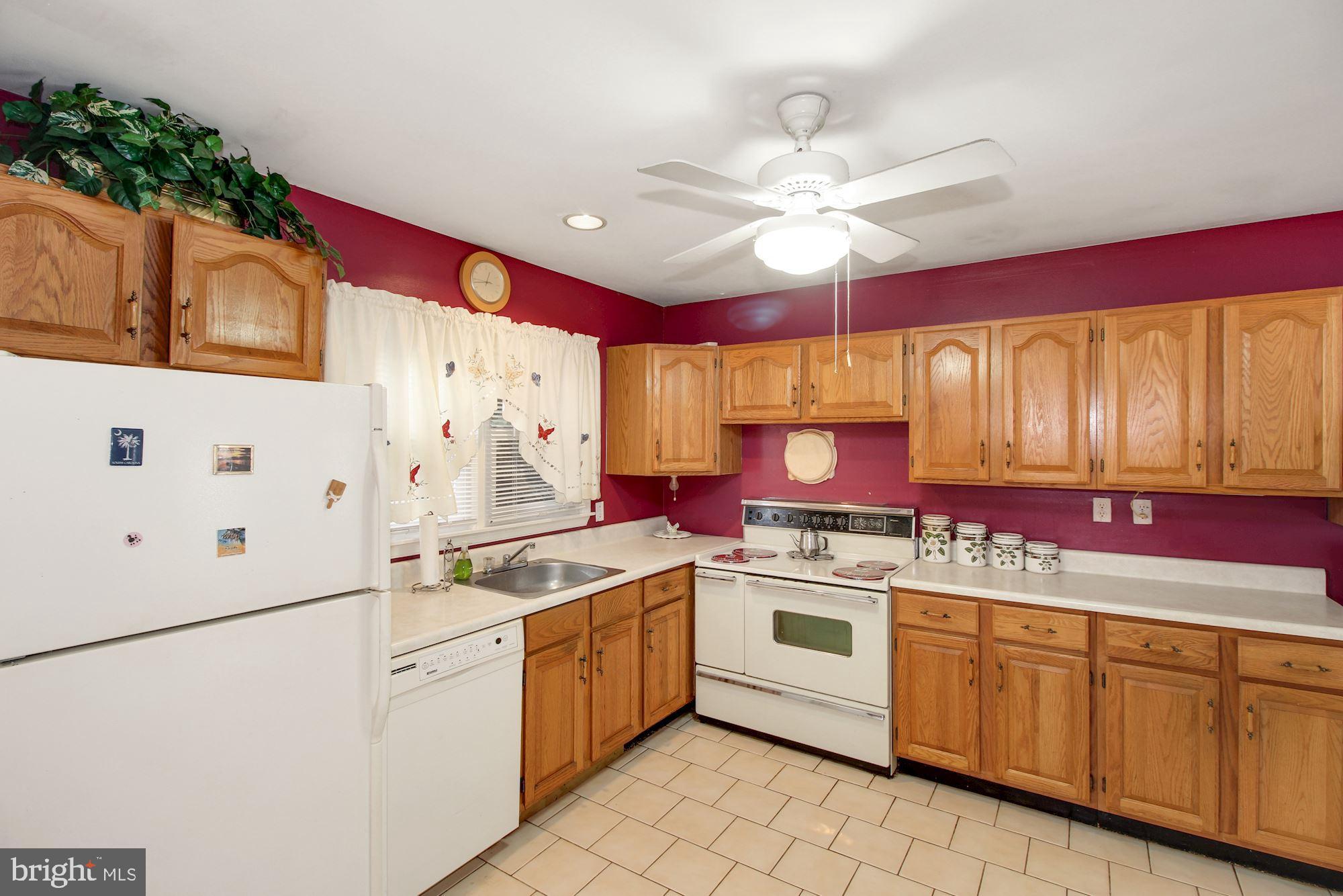 2009 Kennicott Road Windsor Mill, MD 21244 - Photo 4 of 15