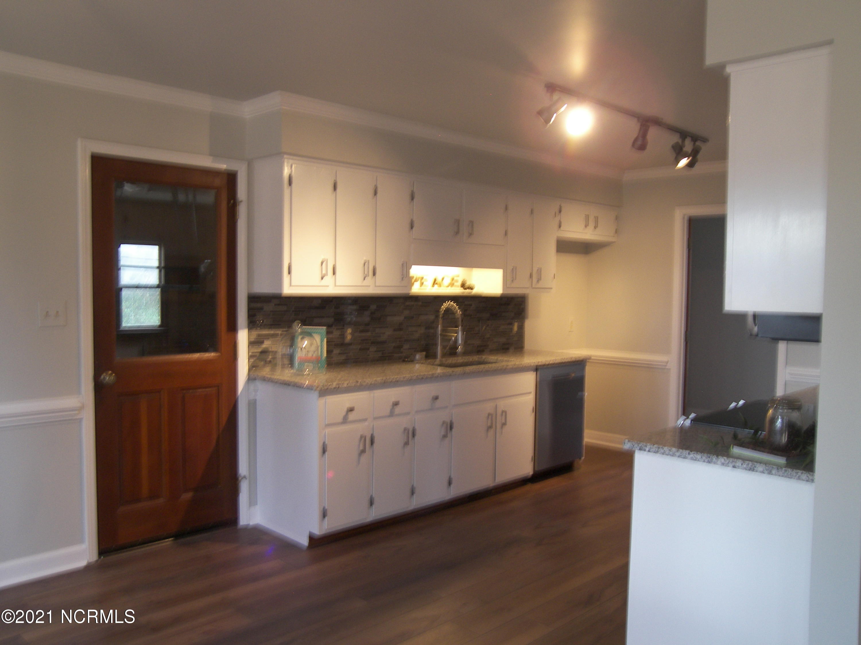 9205 Chantilly Road Spring Hope, NC 27882 - Photo 12 of 29 100_7524