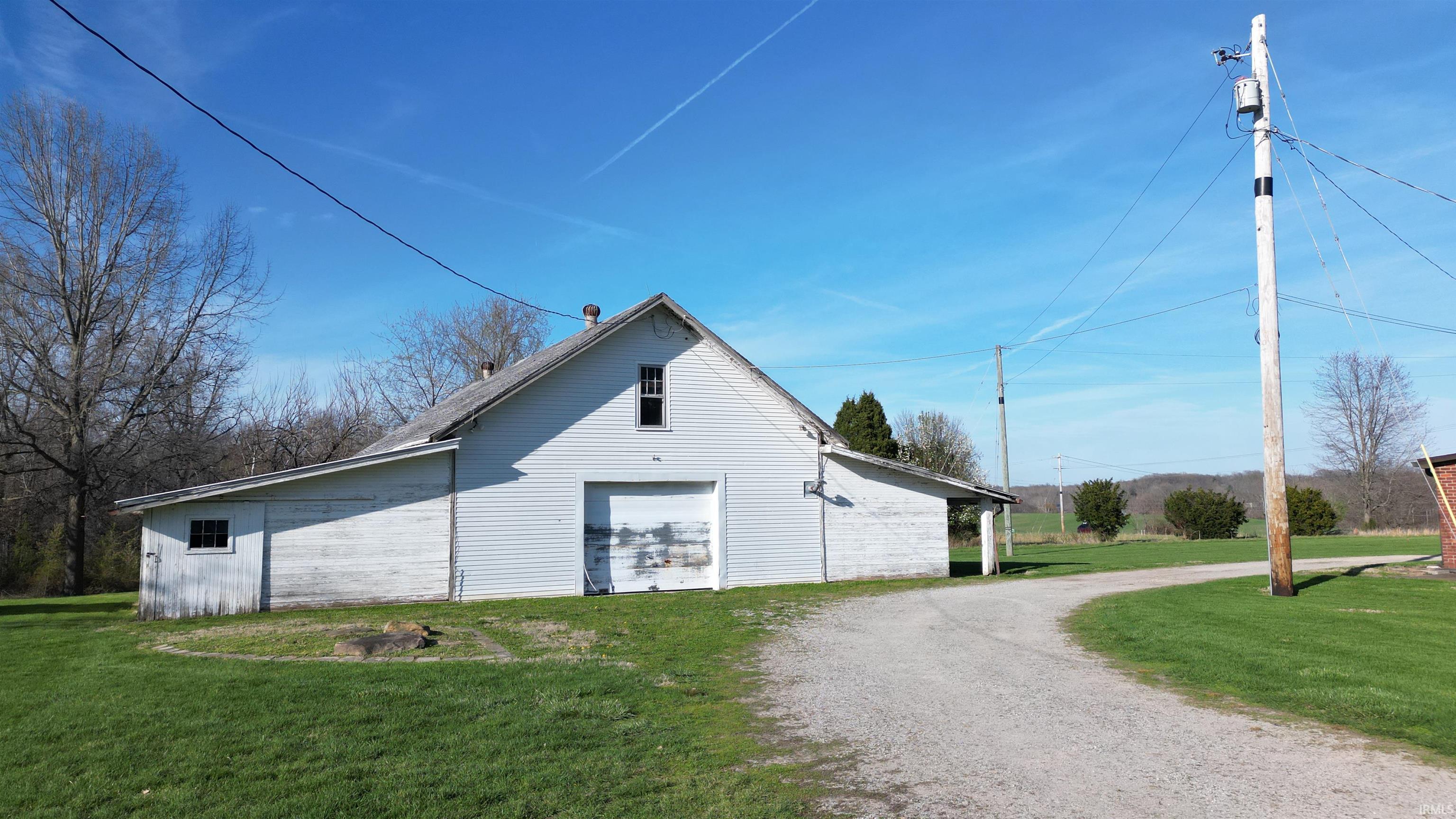11000 Old State Road Evansville, IN 47711 - Photo 6 of 36