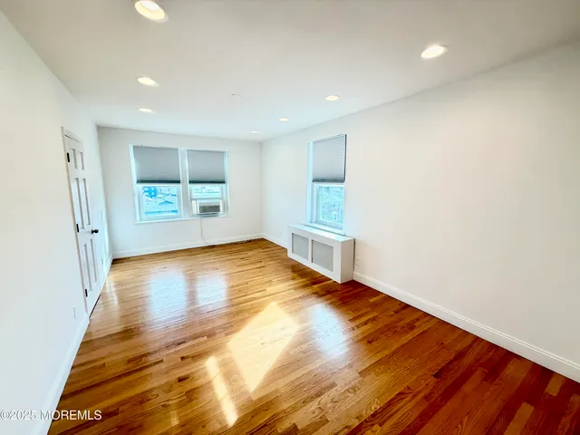 $2,950 | 500 Deal Lake Drive, Unit 4F, Asbury Park, NJ 07712