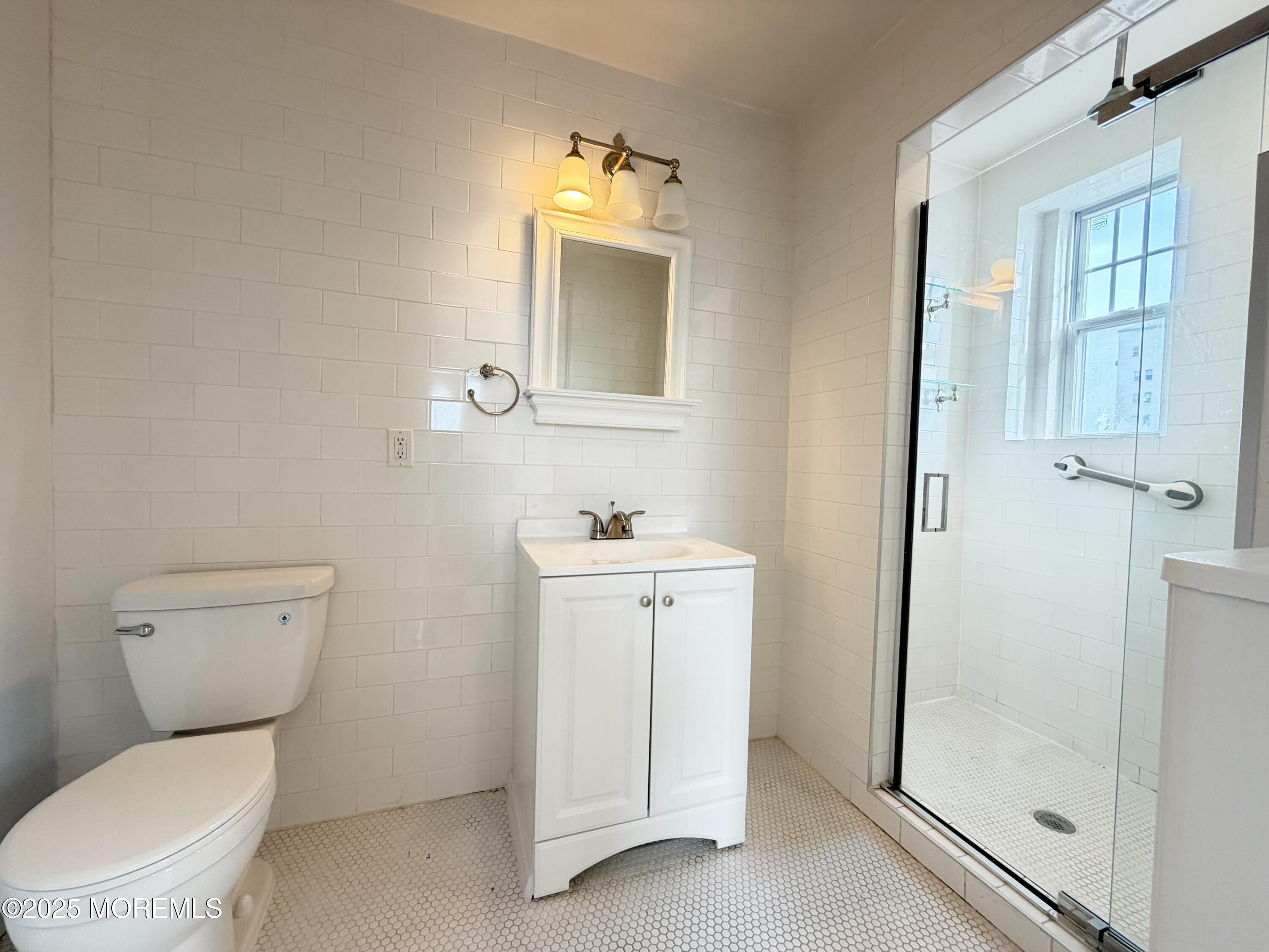 500 Deal Lake Drive, Unit 4F Asbury Park, NJ 07712 - Photo 12 of 19 Primary Bath