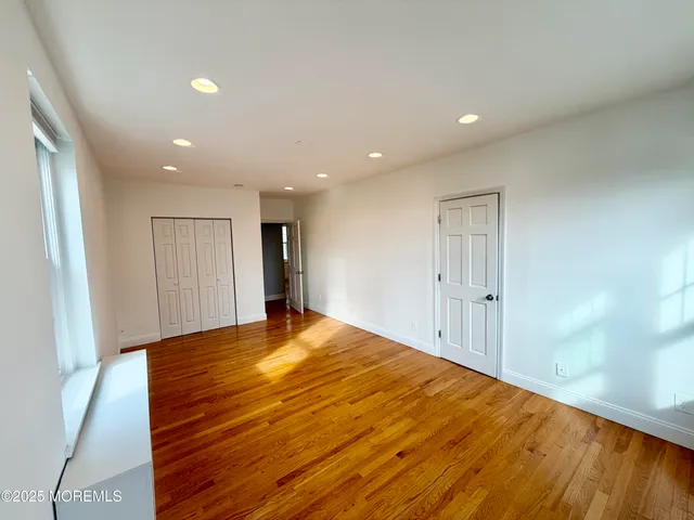 $2,950 | 500 Deal Lake Drive, Unit 4F, Asbury Park, NJ 07712