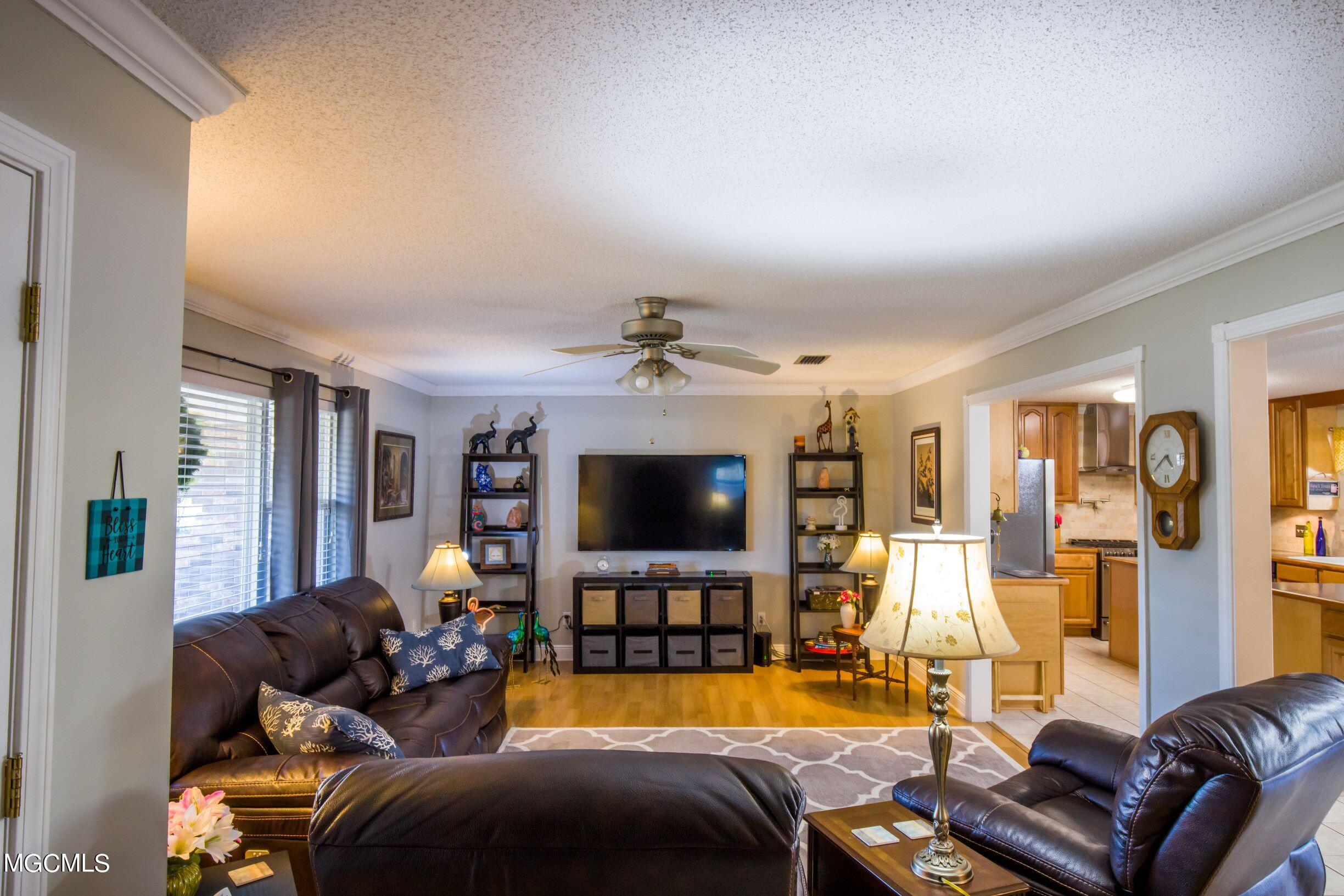 1056 Cherokee Street Biloxi, MS 39530 - Photo 2 of 18 1056 Cherokee Living Room