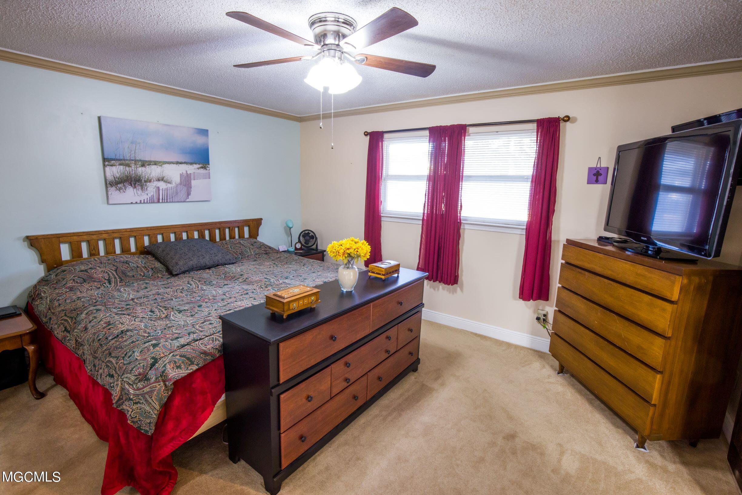 1056 Cherokee Street Biloxi, MS 39530 - Photo 7 of 18 Master