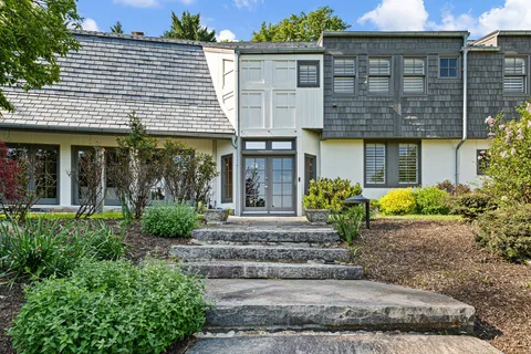 $1,250,000 | 203 Haystack Lane, Greenville, DE 19807