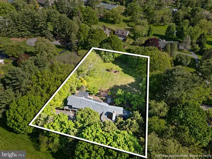 $1,250,000 | 203 Haystack Lane, Greenville, DE 19807