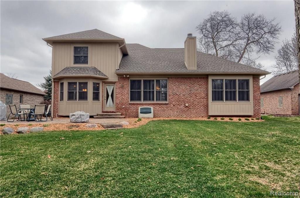 2236 Avon Lake Lane Rochester Hills, MI 48307 - Photo 28 of 30