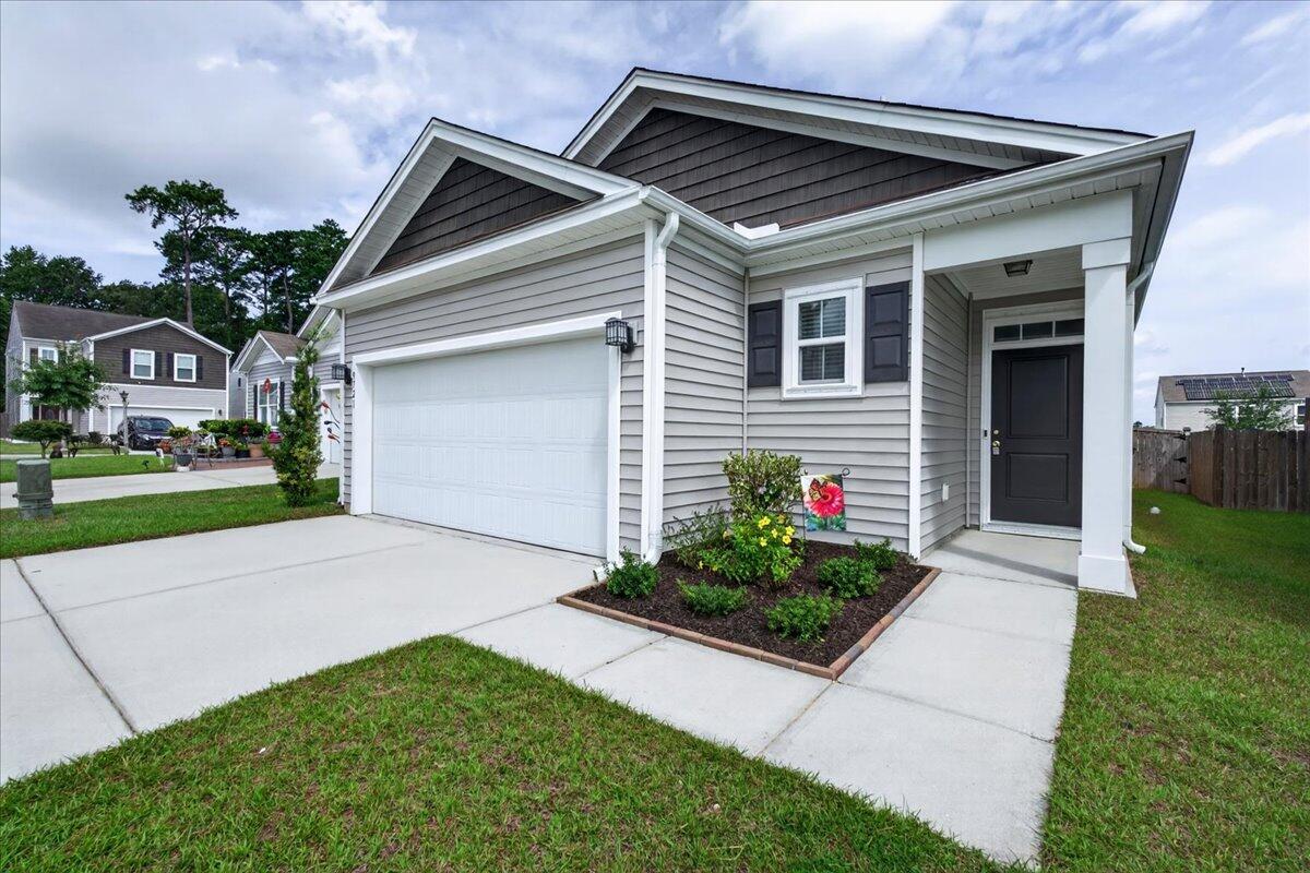 9721 Brandishing Road Ladson, SC 29456 - Photo 2 of 35 02