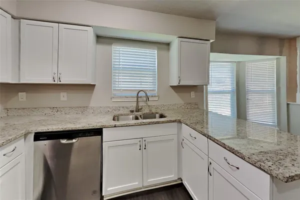 $2,195 | 7105 Greenspring Drive, Arlington, TX 76016