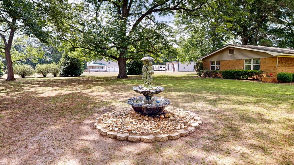 442 Hicks Road Dothan, AL 36303 - Photo 3 of 49