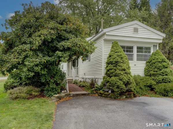 $122,900 | 14 Hillpond Drive, Mansfield, CT 06268