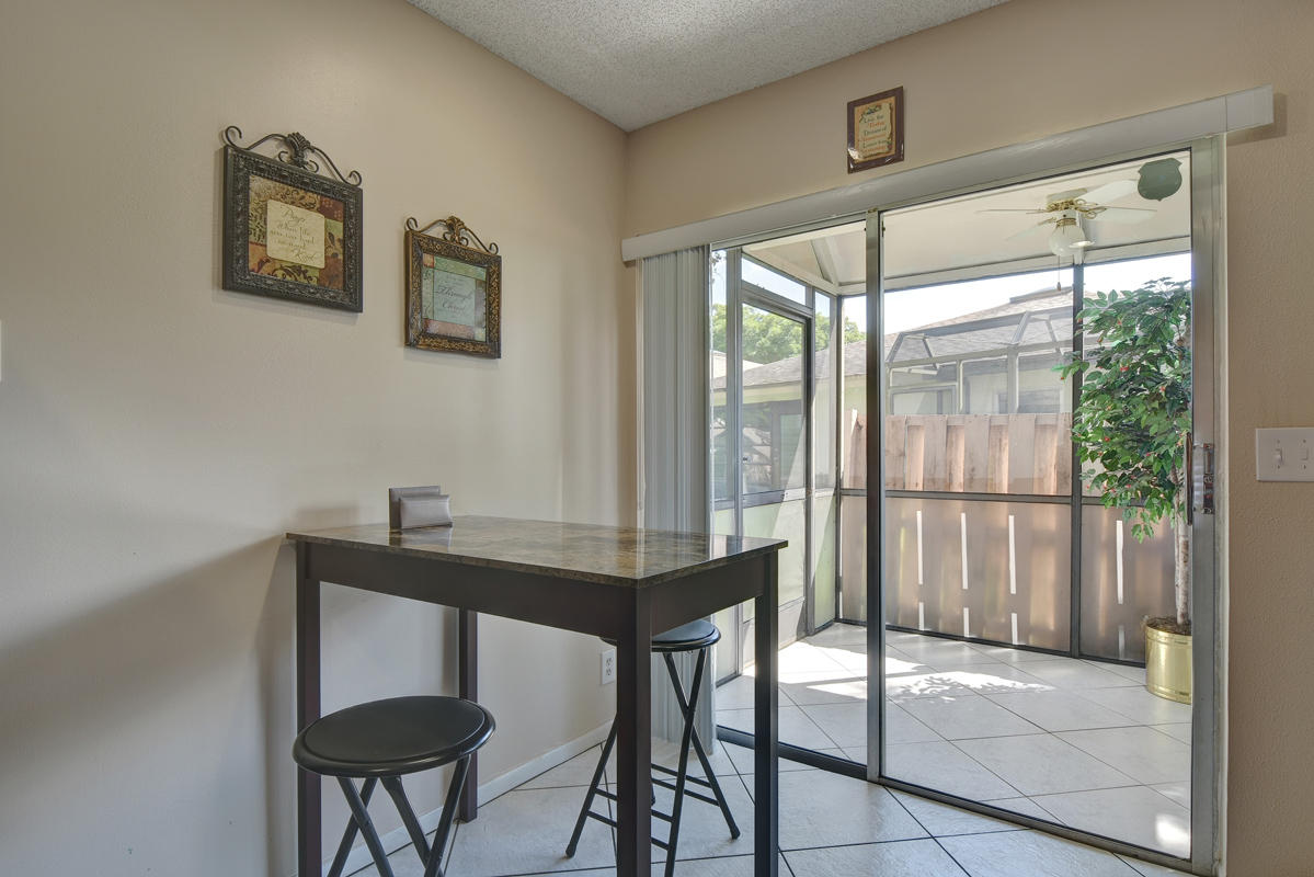 8737 Echo Lane Boca Raton, FL 33496 - Photo 8 of 24 Breakfast Area