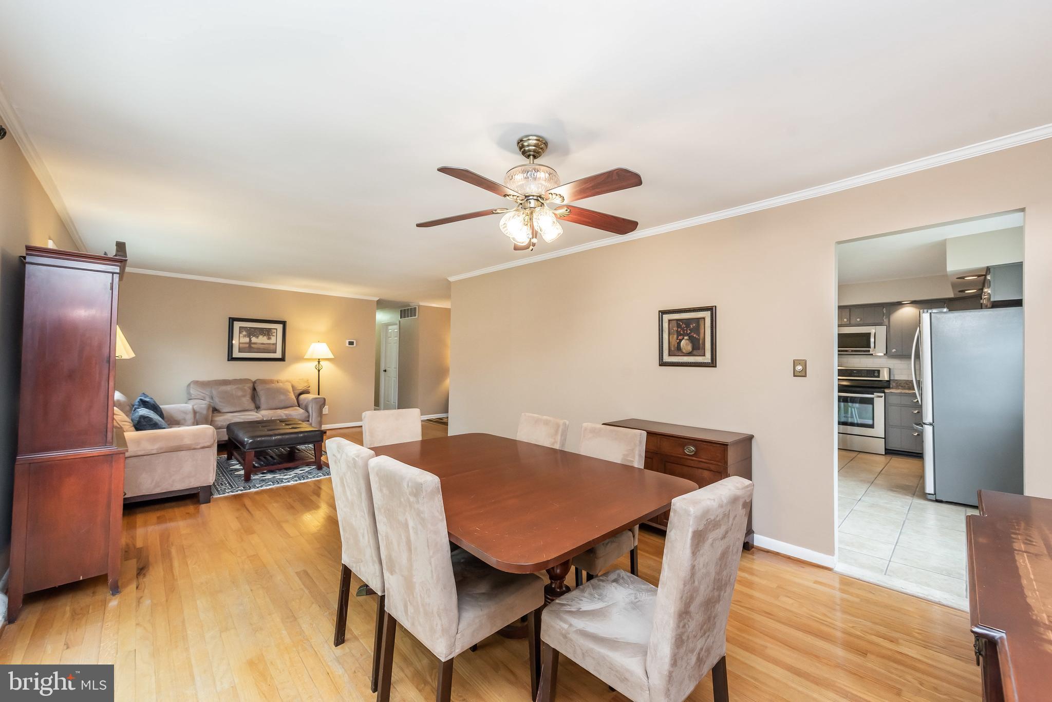 2926 Southview Road Ellicott City, MD 21042 - Photo 8 of 33 Dining Room