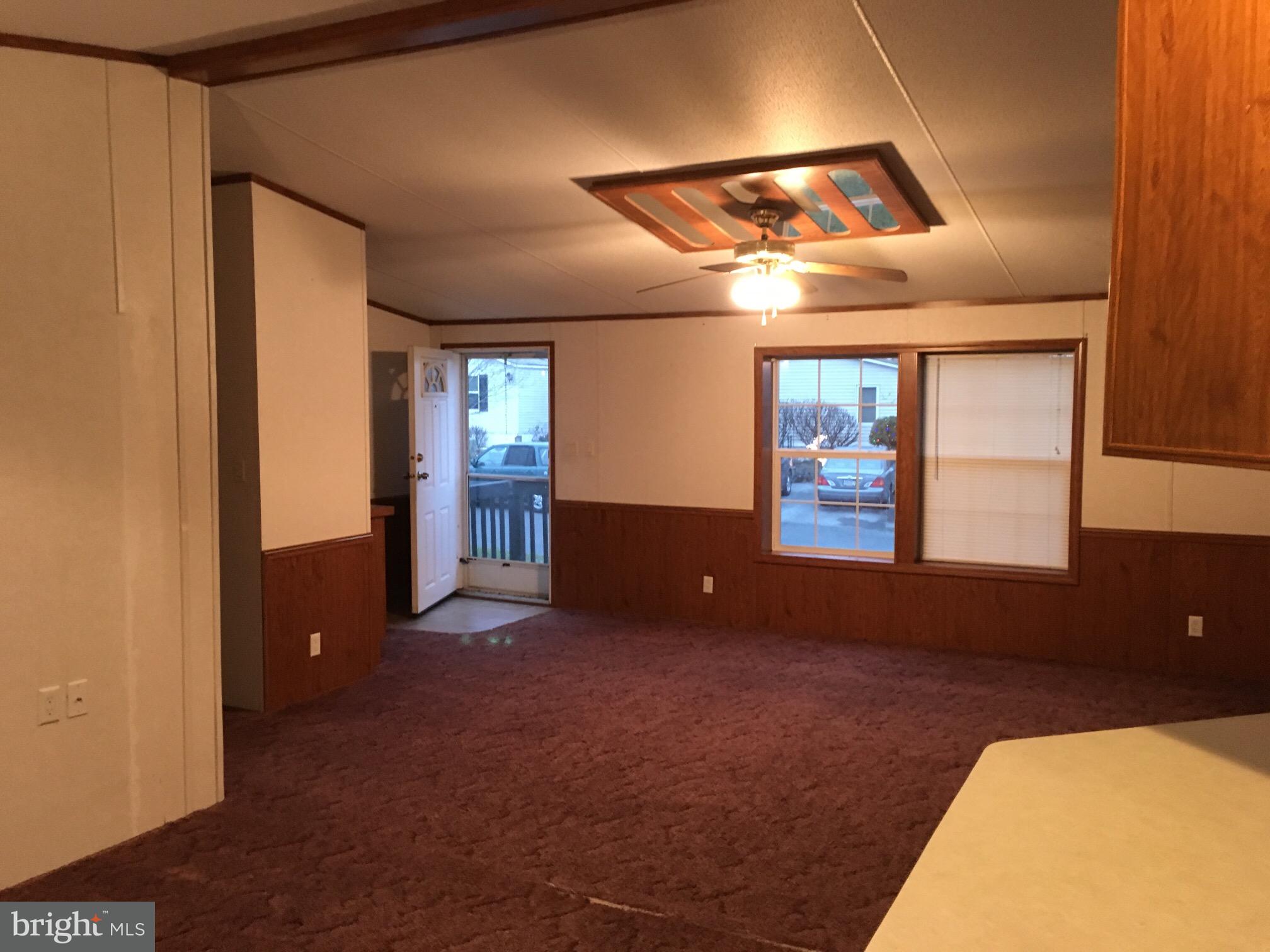 116 Decatur Drive Grantville, PA 17028 - Photo 7 of 18 Living Room