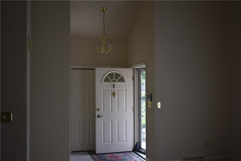 187 Rural Avenue Washington, PA 15301 - Photo 2 of 28