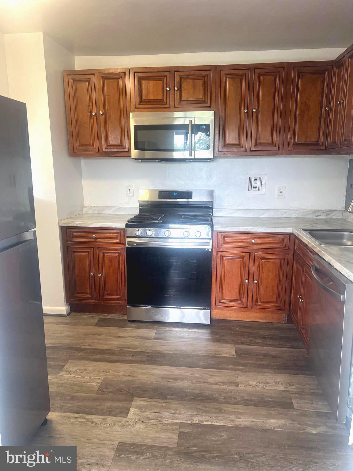 8830 Piney Branch Road, Unit 903 Silver Spring, MD 20903 - Photo 3 of 24
