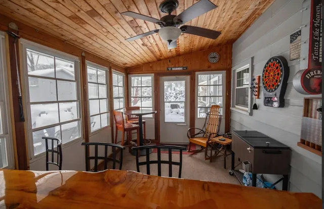 $424,900 | 1424 Hickory Way, Racine, WI 53405