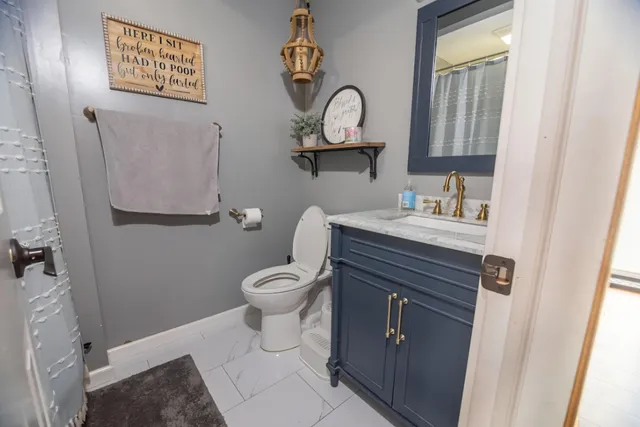 $424,900 | 1424 Hickory Way, Racine, WI 53405