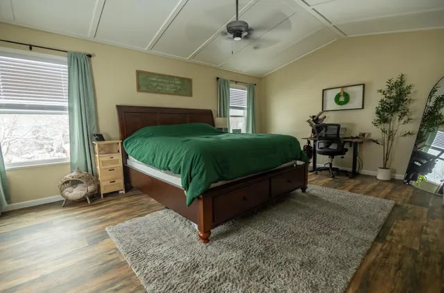 $424,900 | 1424 Hickory Way, Racine, WI 53405