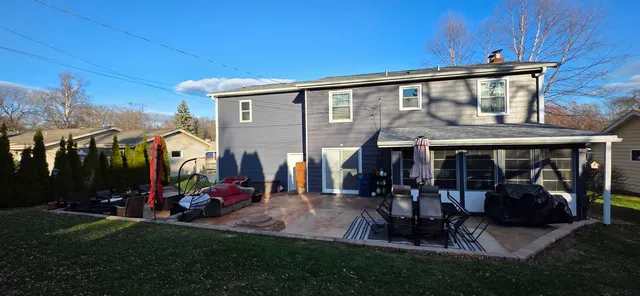 $424,900 | 1424 Hickory Way, Racine, WI 53405