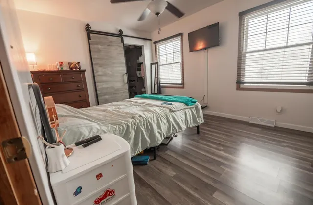 $424,900 | 1424 Hickory Way, Racine, WI 53405