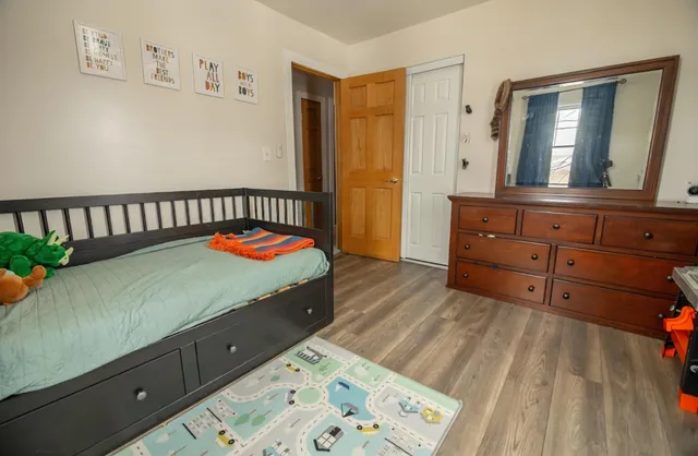 $424,900 | 1424 Hickory Way, Racine, WI 53405