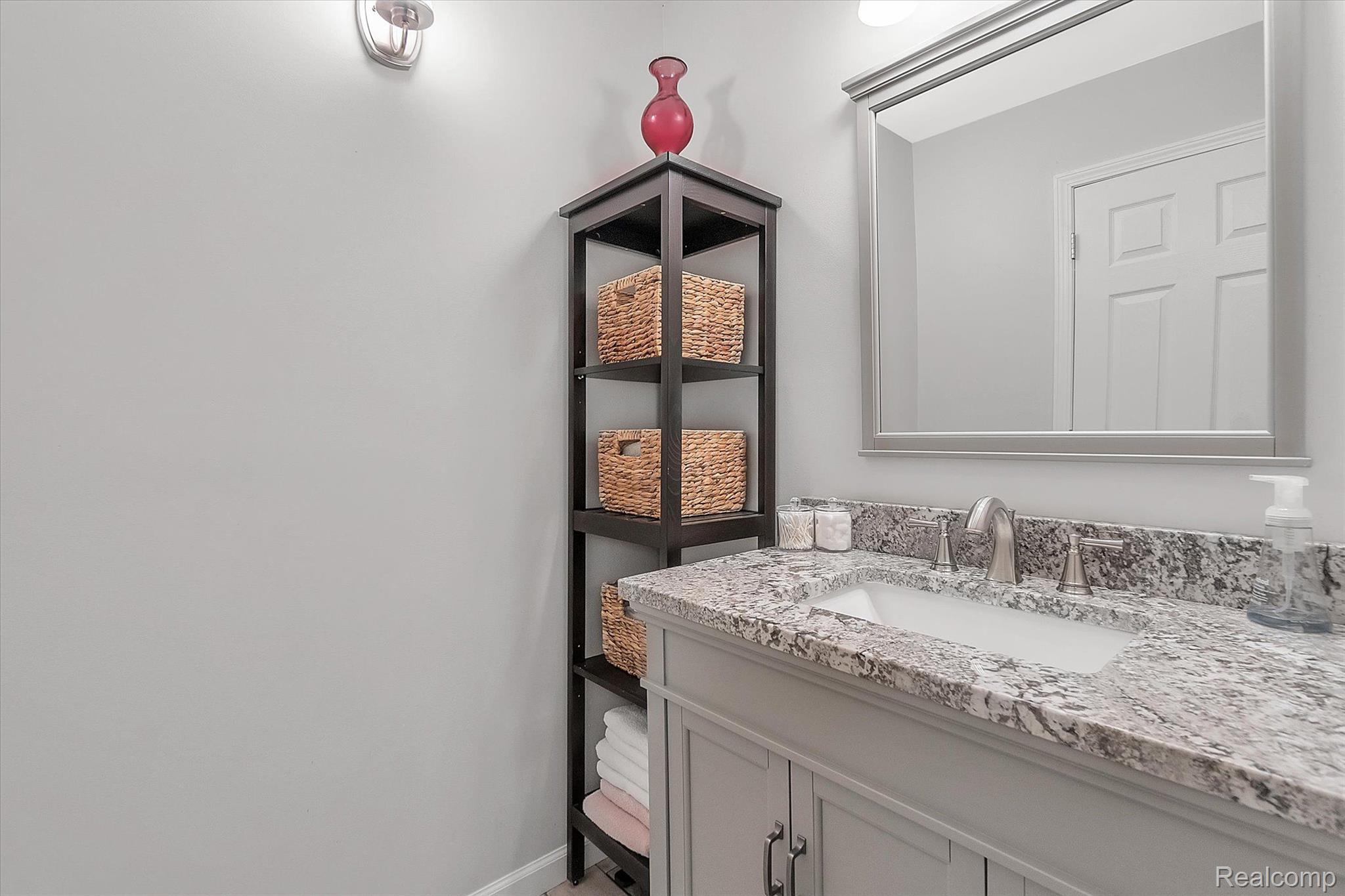 678 Darwin Road Pinckney, MI 48169 - Photo 24 of 43 Lower Level